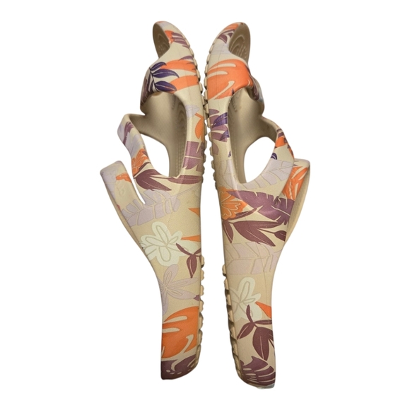 Crocs Kadee II Tropical Print Flip Flop Strappy Sandals Size 9 - Picture 6 of 10